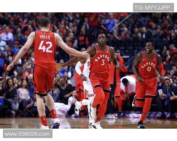 多伦多猛龙队迎战劲敌 激烈对决点燃篮球赛季热情 多伦多猛龙队迎战劲敌 激烈对决点燃篮球赛季热情